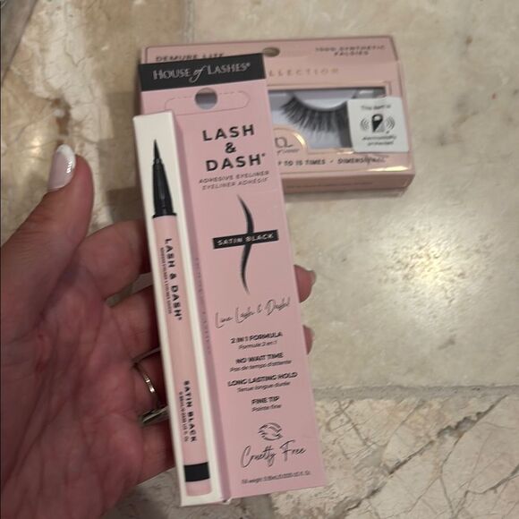 House of Lashes - NEW Eyelash Kit with Accessories - Picture 5 of 5